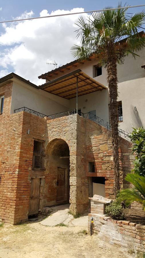 Montevenere 83 Villa Chiusi Luaran gambar